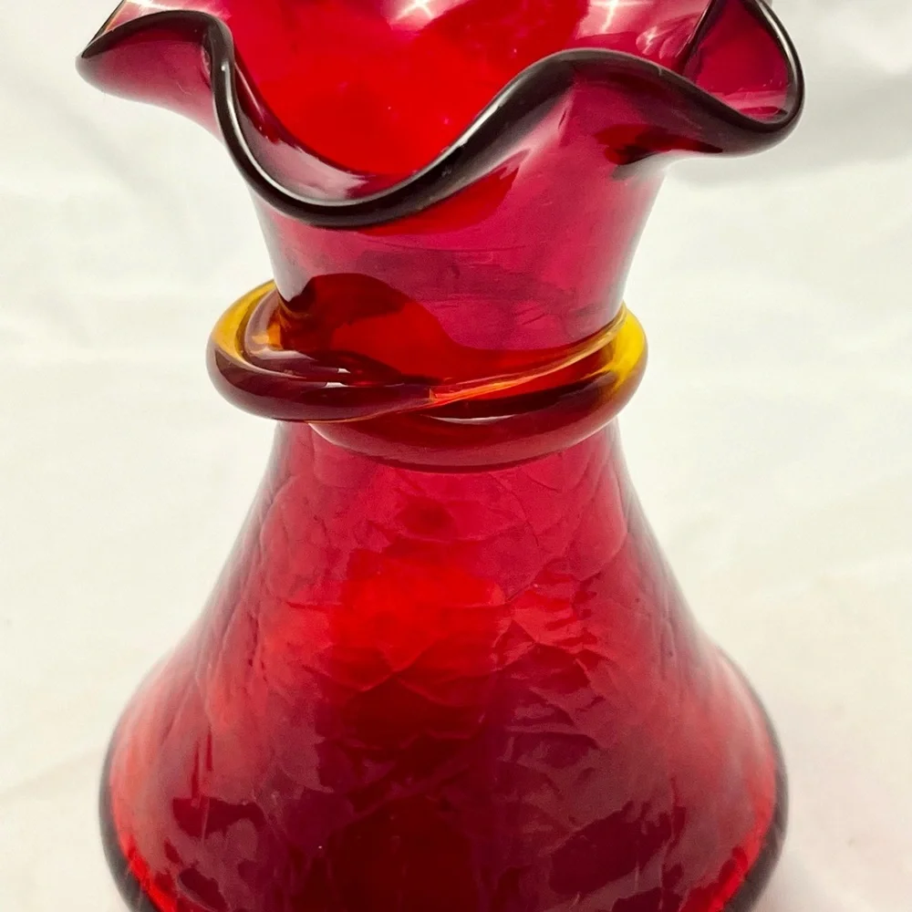 Amberina Ruby Red Crackle Glass Vase, Hand-blown Ruffle Rim, Cut Pontil, VTG EUC